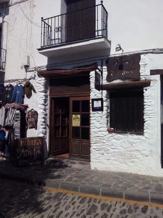Bodega El Atroje