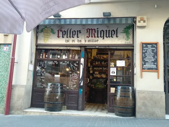 Bodega Celler Miquel - Vermut, vino y tapas en Barcelona - Barcelona