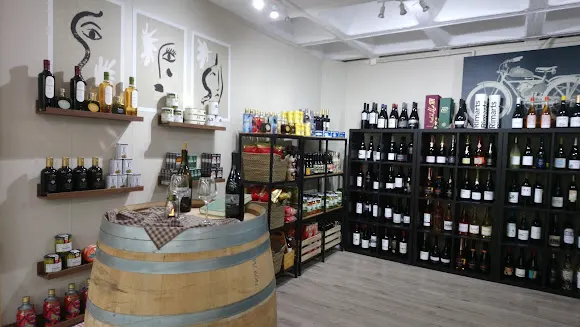 Bodega El Celler de l'Àvia | Mercado Municipal - Santa Coloma de Gramenet