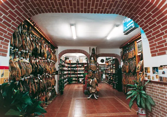 Bodegas Guzman, s.l. - L'Hospitalet de Llobregat