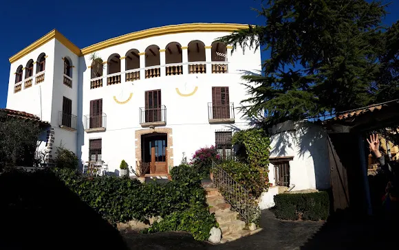 Masia Can Tutusaus - Celler VallDolina