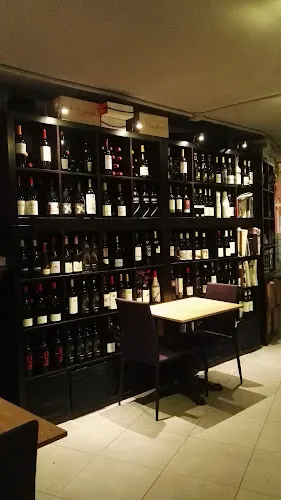 Vinoteca Arribes del Duero - Vinoteca, tienda de vinos y degustaciones - Tienda de vinos en Santa Coloma de Gramenet