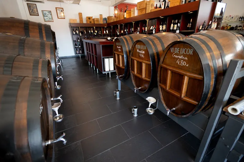 Vins Bustins Bodega - Banyoles