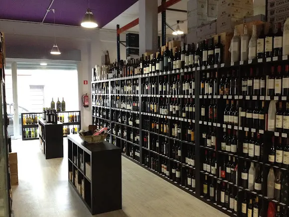 VINÁMICA - Tienda de vinos en Lloseta