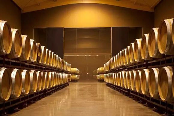 Heraclio Alfaro, Compañía de Vinos