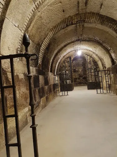 Bodegas Amézola de la Mora - Torremontalbo
