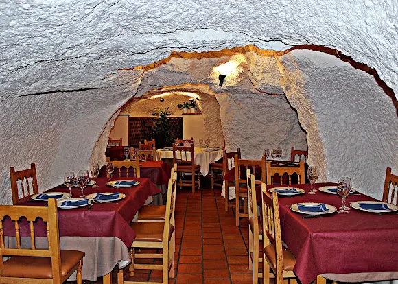 Restaurante Bodega la Petra - Bodega en Arnedillo