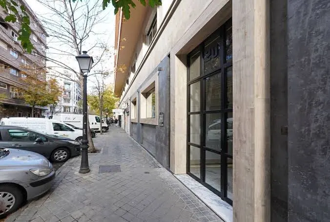 Hacienda Albae S.L. (OFICINAS) - Bodega en Madrid - foto 4