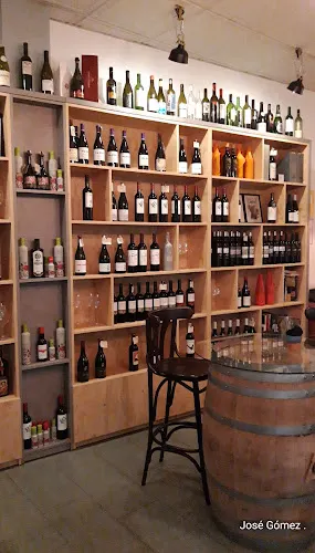 Distinto Vinos - Fuengirola