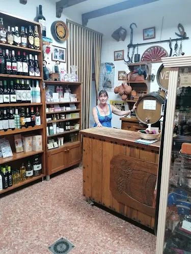 Lola la de Los Vinos de Frigiliana - Frigiliana