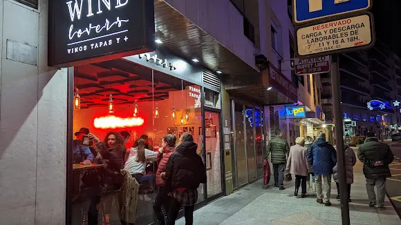 Winelovers, vinos, tapas y + - Salamanca